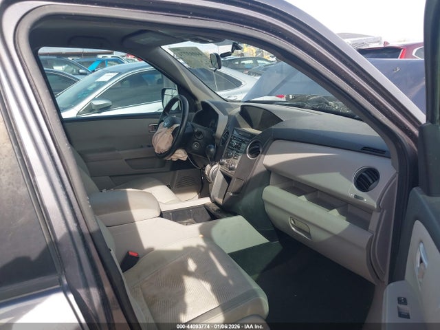 Honda PILOT LX 2015 5FNYF3H25FB029741 Image 5