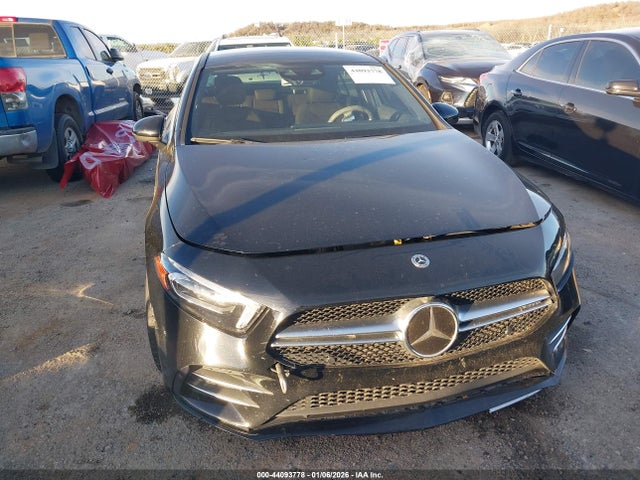 44093778 :رقم المزاد ، W1K3G5BB0MJ285387 vin ، 2021 Mercedes-benz Amg A 35 4matic مزاد بيع