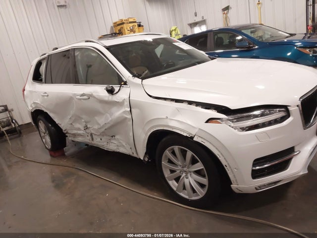 44093795 :رقم المزاد ، YV4A22PK6J1388216 vin ، 2018 Volvo Xc90 T6 Momentum مزاد بيع