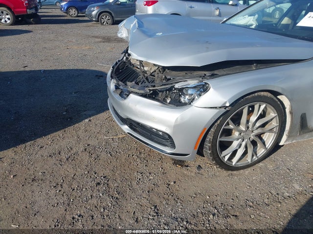 2016 BMW 740I WBA7E2C56GG547792 Photo 5