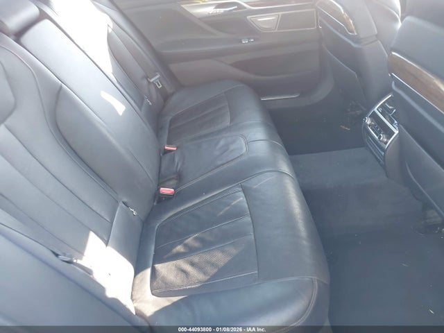 2016 BMW 740I WBA7E2C56GG547792 Photo 7