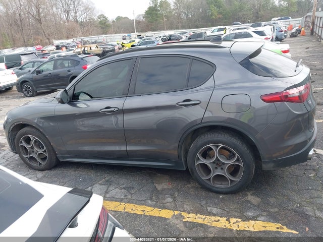 Aukcja sprzedaży 2018 Alfa Romeo Stelvio Sport Awd, vin: ZASFAKPN1J7B68413, numer aukcji: 44093821