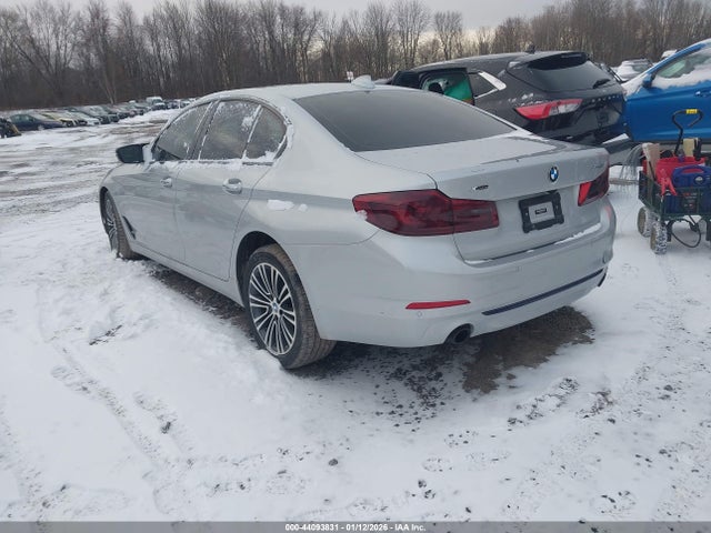 2018 Bmw 530i Xdrive მანქანა იყიდება აუქციონზე, vin: WBAJA7C54JWA71492, აუქციონის ნომერი: 44093831