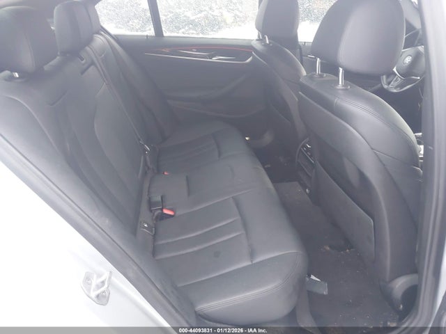 2018 Bmw 530i Xdrive მანქანა იყიდება აუქციონზე, vin: WBAJA7C54JWA71492, აუქციონის ნომერი: 44093831