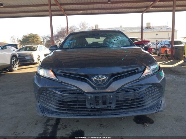 4T1B11HK8KU745779 Toyota CAMRY LE