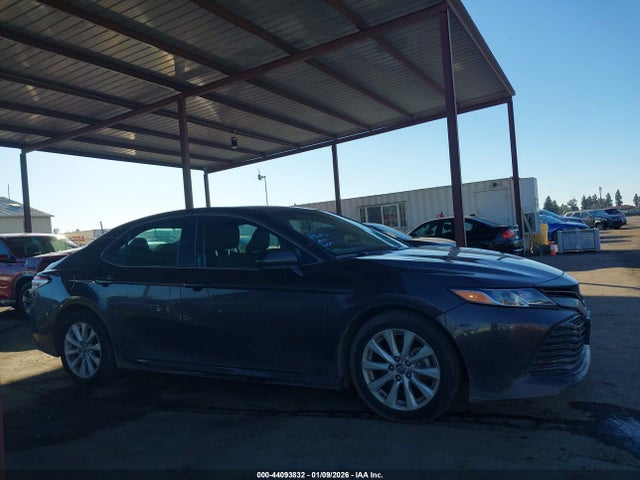 4T1B11HK8KU745779 Toyota CAMRY LE