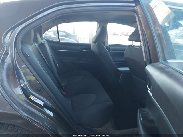 4T1B11HK8KU745779 Toyota CAMRY LE
