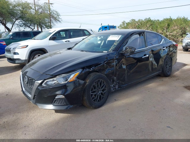 1N4BL4BV0LC252131 Nissan Altima S Fwd