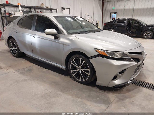 4T1B11HK3JU620722 Toyota CAMRY SE
