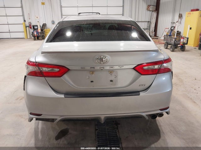 4T1B11HK3JU620722 Toyota CAMRY SE