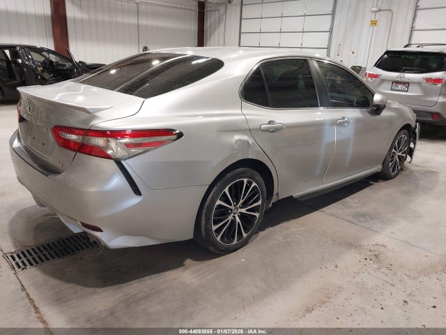 4T1B11HK3JU620722 Toyota CAMRY SE