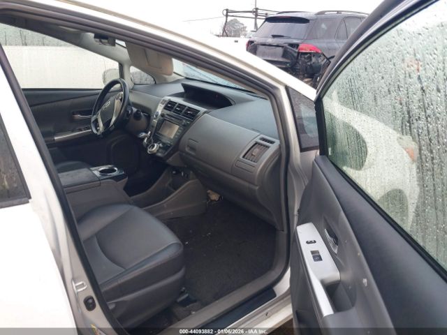 2014 TOYOTA PRIUS V JTDZN3EU8EJ007432 Photo 4