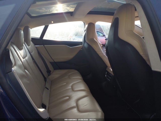 2015 TESLA MODEL S 5YJSA1E26FF109109 Photo 7