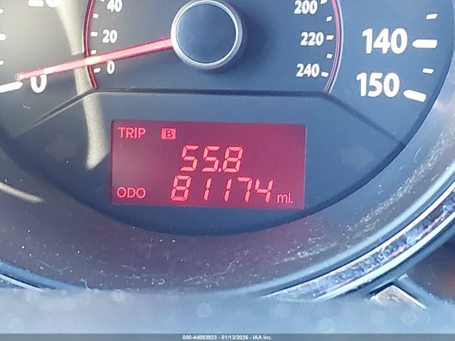 44093923 :رقم المزاد ، 5XYKT3A10BG153015 vin ، 2011 Kia Sorento مزاد بيع