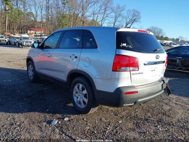 44093923 :رقم المزاد ، 5XYKT3A10BG153015 vin ، 2011 Kia Sorento مزاد بيع
