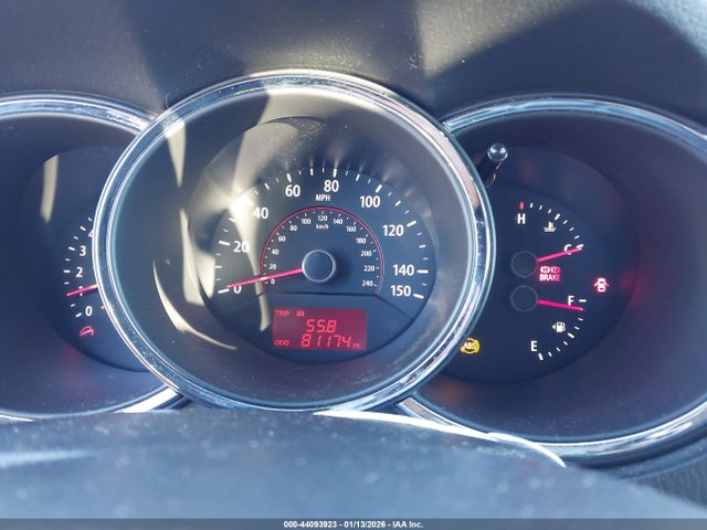 44093923 :رقم المزاد ، 5XYKT3A10BG153015 vin ، 2011 Kia Sorento مزاد بيع
