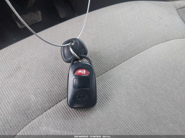 5NPD74LF2HH151053 Hyundai ELANTRA SE