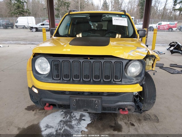 ZACCJBCBXHPE71145 Jeep Renegade Trailhawk 4x4