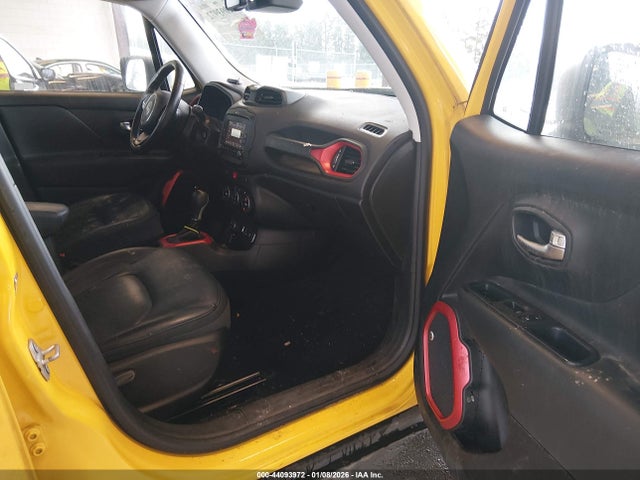 ZACCJBCBXHPE71145 Jeep Renegade Trailhawk 4x4