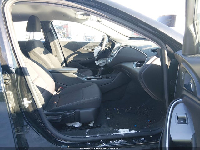 1G1ZB5STXKF221300 Chevrolet Malibu 1ls