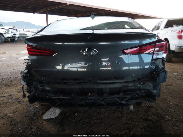 Hyundai Elantra Value Edition 2020 5NPD84LF9LH599439 Image 16