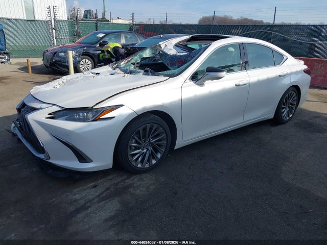 Продаж на аукціоні авто 2024 Lexus Es 300h Luxury, vin: 58AEA1C14RU047801, номер лоту: 44094037