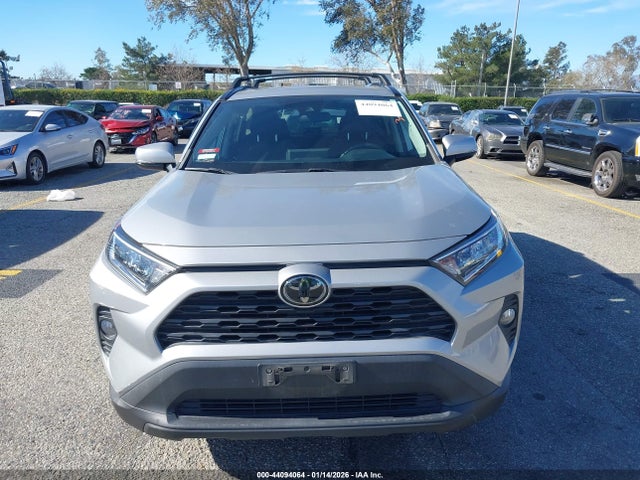 Toyota Rav4 Xle 2020 2T3W1RFV4LW060734 Image 12