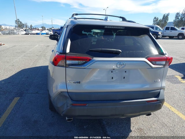 Toyota Rav4 Xle 2020 2T3W1RFV4LW060734 Image 16