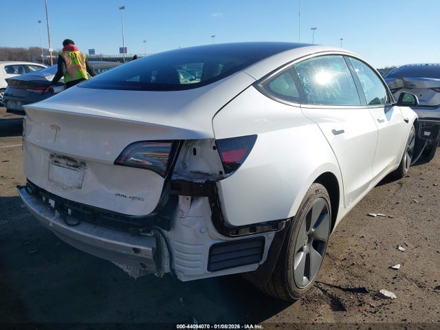 2022 TESLA MODEL 3 5YJ3E1EB8NF182456 Photo 3