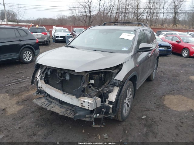 2017 TOYOTA HIGHLANDER 5TDJZRFH5HS446066 Photo 5