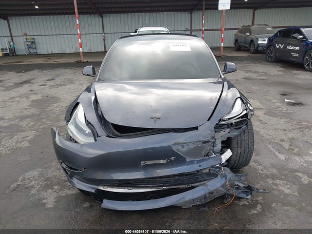 Tesla Model 3 Performance Dual Motor All-wheel Drive 2022 5YJ3E1EC3NF208468 Image 11