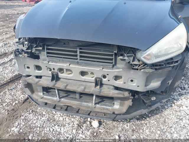 1FADP3E22FL280901 Ford FOCUS S