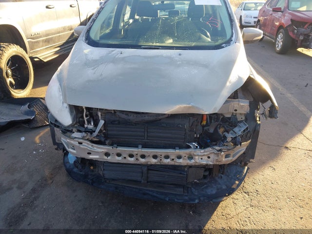 Ford C-max Hybrid Se 2016 1FADP5AU0GL100254 Image 17