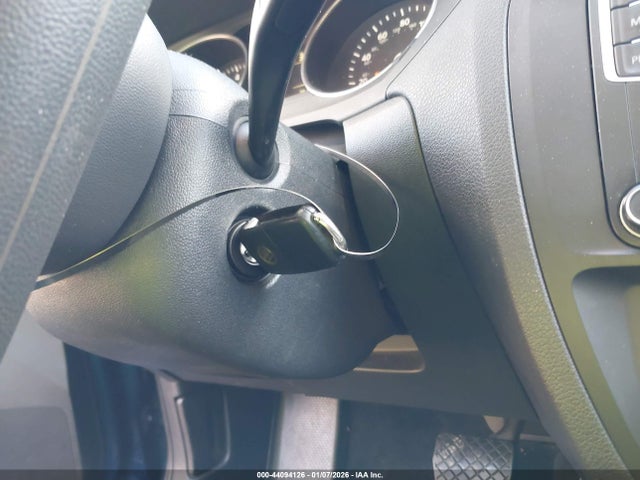 2017 Volkswagen Jetta 1.4t S მანქანა იყიდება აუქციონზე, vin: 3VW2B7AJ4HM326571, აუქციონის ნომერი: 44094126