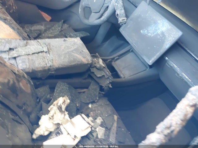 2020 TESLA MODEL Y 5YJYGDEEXLF008624 Photo 4