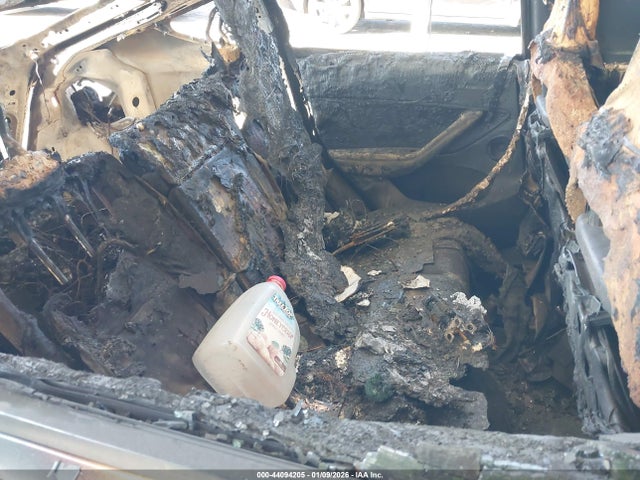 2020 TESLA MODEL Y 5YJYGDEEXLF008624 Photo 7
