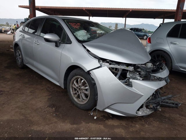 Toyota Corolla Hybrid Le 2022 JTDEAMDE3NJ051154 main image