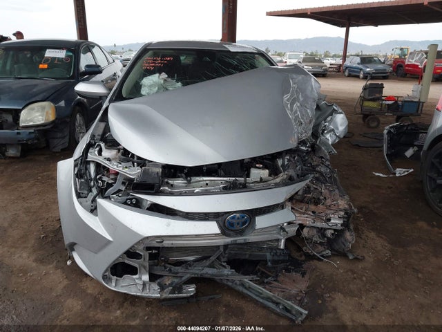 Toyota Corolla Hybrid Le 2022 JTDEAMDE3NJ051154 Image 12