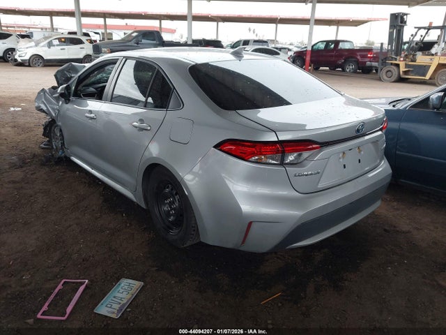 Toyota Corolla Hybrid Le 2022 JTDEAMDE3NJ051154 Image 3