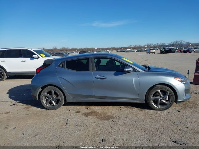 Продажа на аукционе авто 2019 Hyundai Veloster 2.0, vin: KMHTG6AF5KU017169, номер лота: 44094241