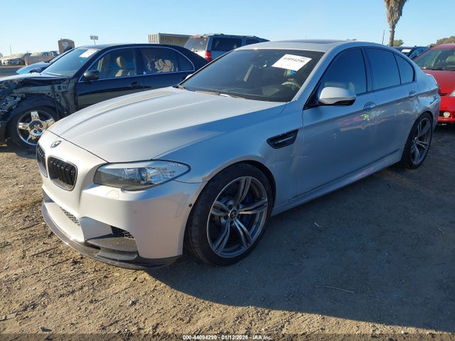 44094290 :رقم المزاد ، WBSFV9C59DD096192 vin ، 2013 Bmw M5 مزاد بيع
