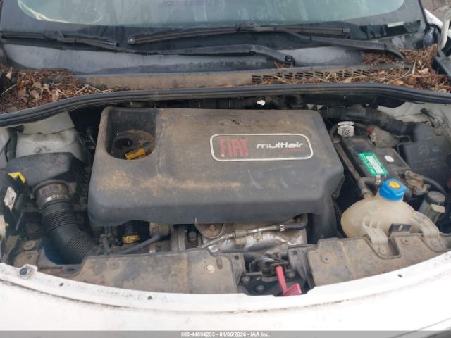 2014 FIAT 500L ZFBCFADH7EZ005784 Photo 9