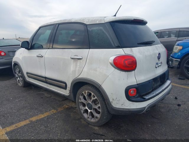 2014 FIAT 500L ZFBCFADH7EZ005784 Photo 2