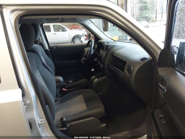 2012 JEEP PATRIOT 1C4NJPBA8CD632016 Photo 4