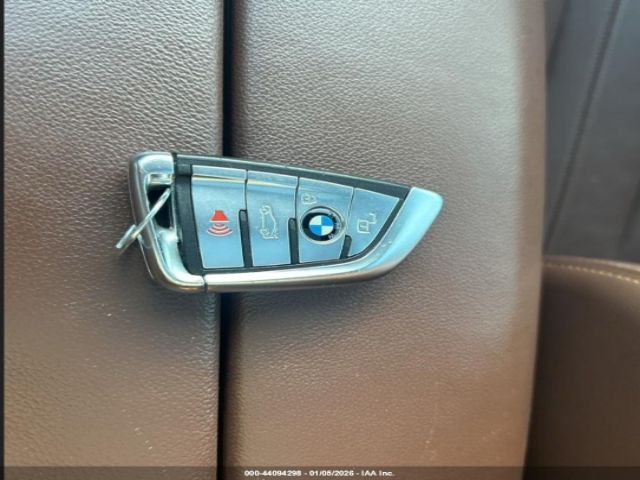 2019 BMW X5 5UXCR6C53KLK82857 Photo 10