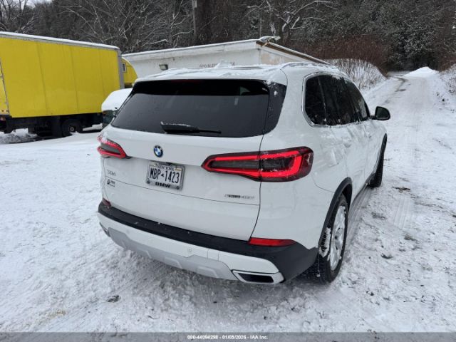 2019 BMW X5 5UXCR6C53KLK82857 Photo 3