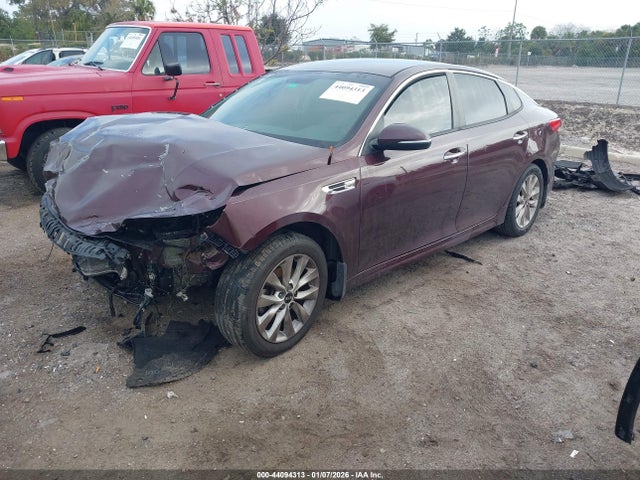 2018 KIA OPTIMA 5XXGT4L39JG254907 Photo 1
