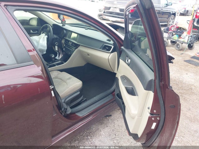 2018 KIA OPTIMA 5XXGT4L39JG254907 Photo 4