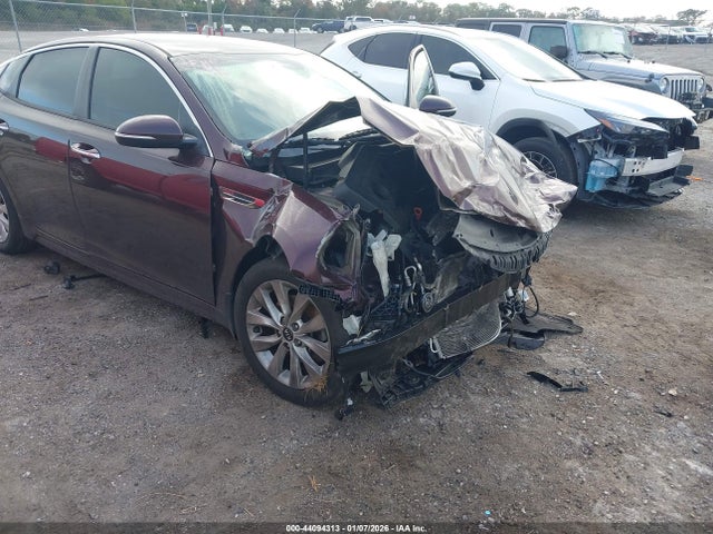 2018 KIA OPTIMA 5XXGT4L39JG254907 Photo 5