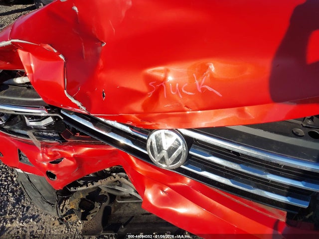 3VV5B7AXXJM131084 Volkswagen Tiguan 2.0t Sel Premium